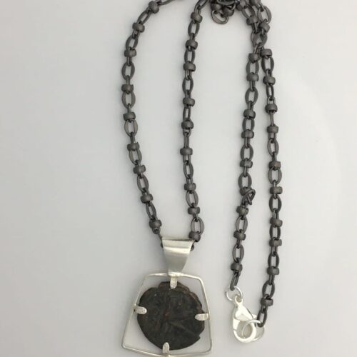 Bronze Roman Coin - Byzantine Empire