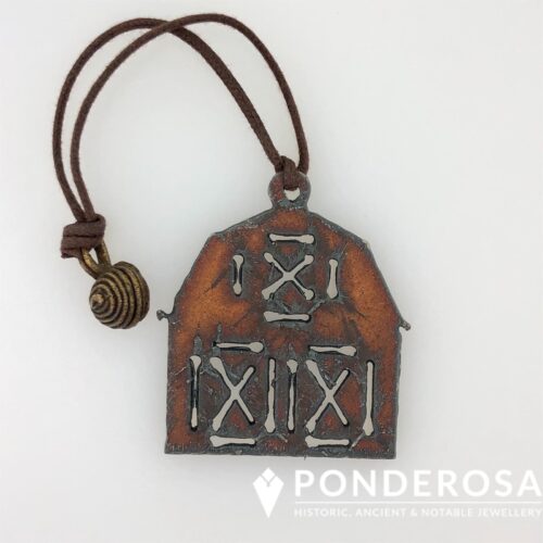 Rustic Metal Ornament - Barn