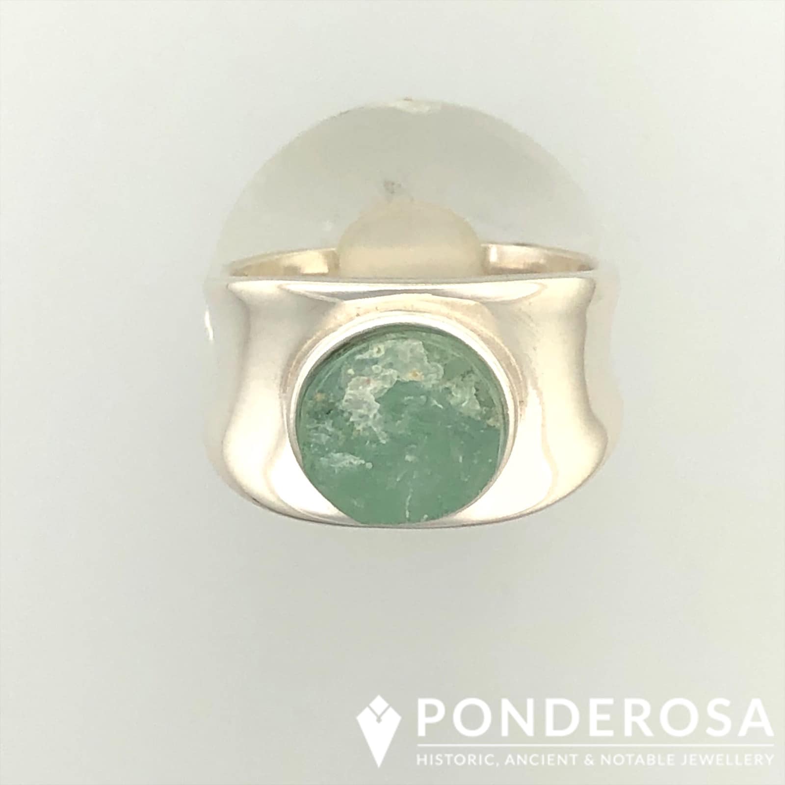 Roman Glass Ring - Round Blue