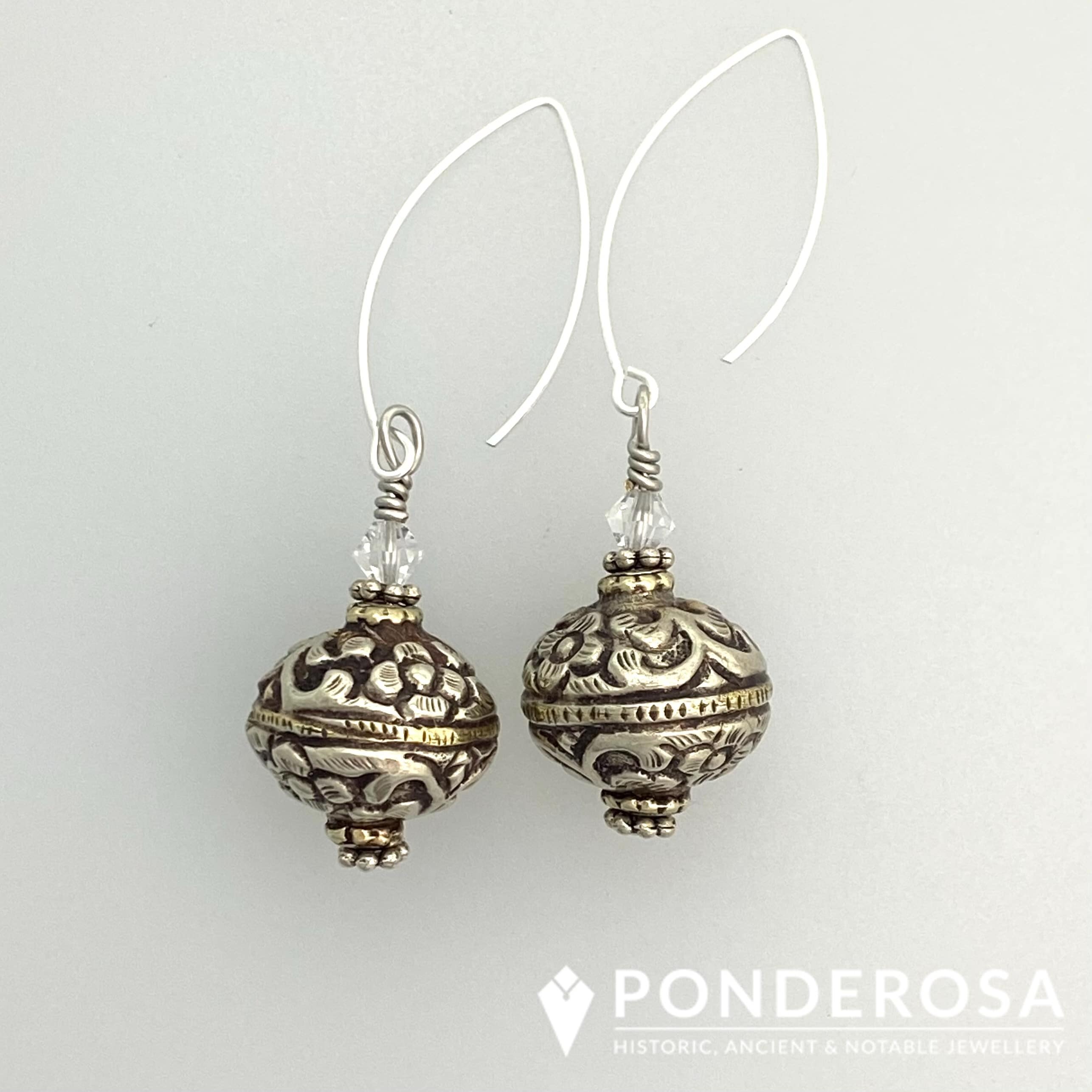 Tibet Earrings - Round