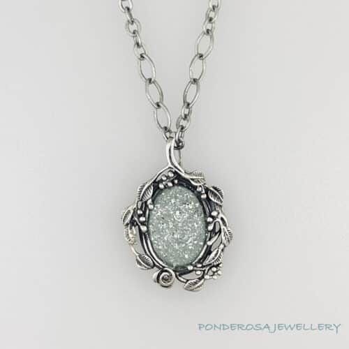 Roman Glass Necklace - Oval