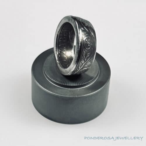 Great Britain - Silver Jubilee Coin Ring (1977)