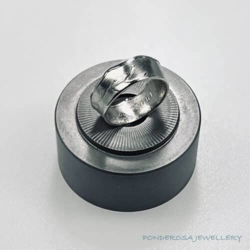 Coin Ring - Gambia (1 Dalasi - 1998)