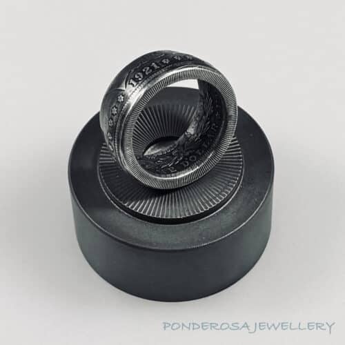 1921 Morgan Silver Coin Ring - Morgan Silver Dollar (USA - 1921)