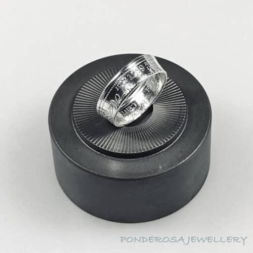 1999 Silver Coin Ring - Canada Twenty Five Cent (1999)